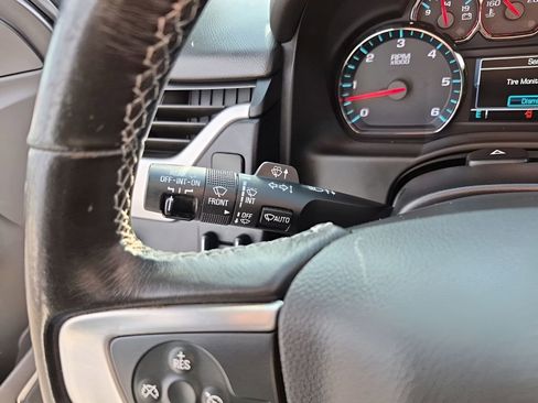 Used 2018 GMC Yukon XL SLE w/ SLE Value Package image 36