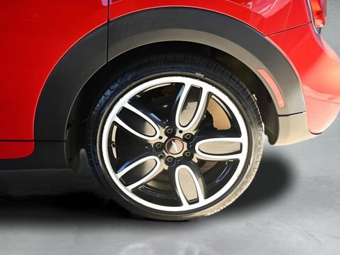 Used 2018 MINI Cooper S image 9