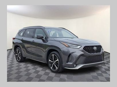 Used 2022 Toyota Highlander XSE