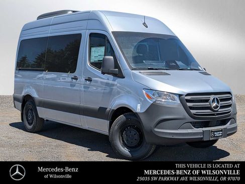 New 2025 Mercedes-Benz Sprinter 2500 image 1