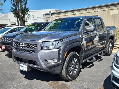 Certified 2025 Nissan Frontier SV w/ SV Convenience Package AWD/4WD image 3