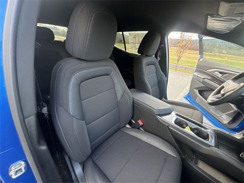 New 2026 Chevrolet Equinox EV LT image 29