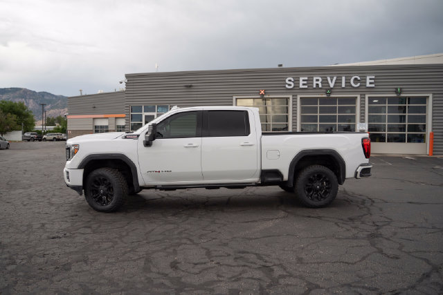Used 2021 GMC Sierra 2500 AT4 AWD/4WD image 2