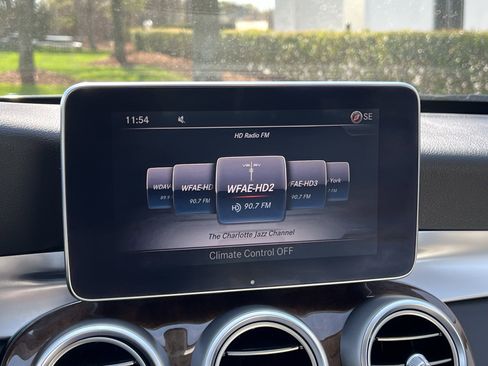 Certified 2018 Mercedes-Benz C 300 4MATIC Sedan image 23