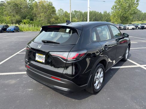 Used 2024 Honda HR-V LX image 6