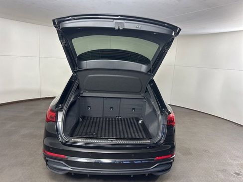 Certified 2022 Audi Q3 2.0T Premium w/ Convenience Package image 18