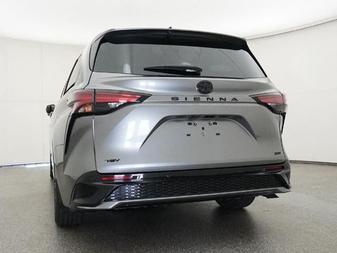 New 2026 Toyota Sienna XSE FWD image 22