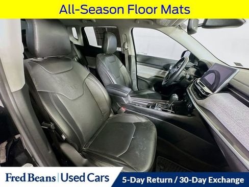 Used 2022 Jeep Compass Latitude image 32