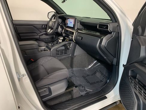 New 2026 Toyota Tacoma SR5 AWD/4WD image 35