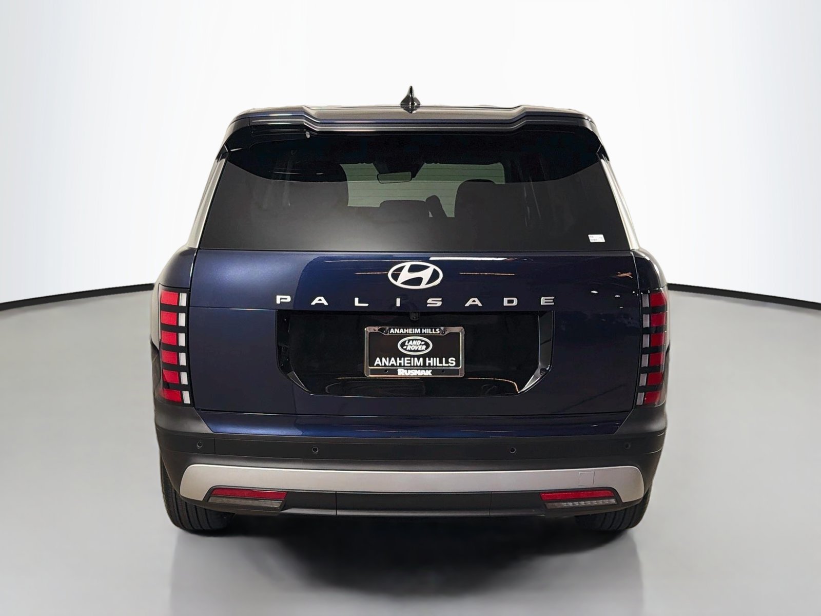 Used 2026 Hyundai Palisade SE FWD image 4