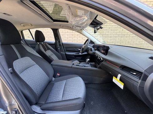 New 2026 Nissan Sentra SV w/ SV Convenience Package FWD image 13