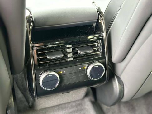 New 2026 Land Rover Range Rover Sport SE image 10