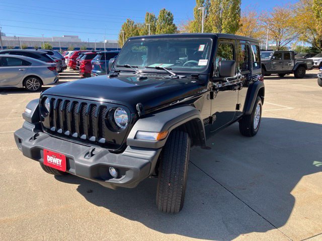 Used 2023 Jeep Wrangler Unlimited Sport AWD/4WD image 3