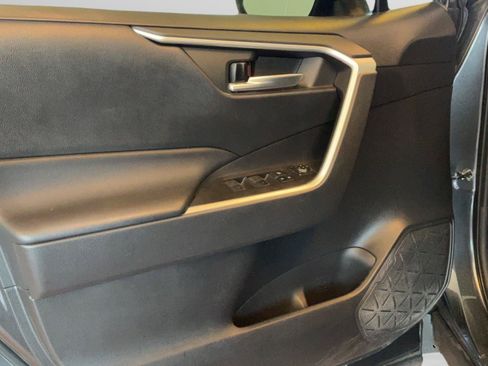 Certified 2023 Toyota RAV4 XLE w/ Convenience Package FWD image 20