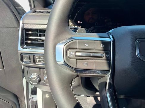 New 2026 GMC Yukon Elevation image 29