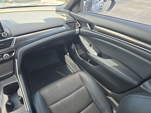 Used 2020 Honda Accord Sport image 12
