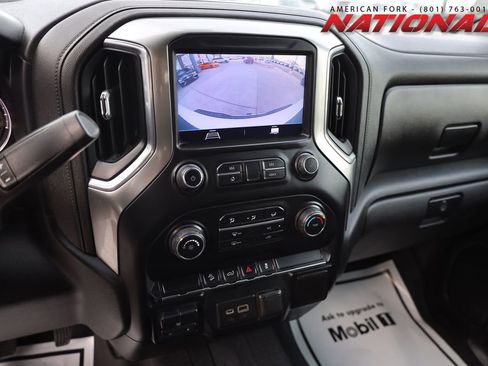 Used 2021 Chevrolet Silverado 2500 LT image 14