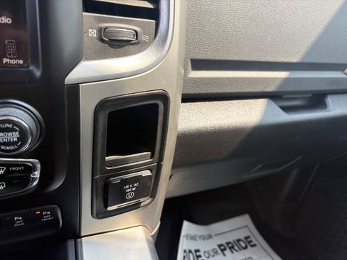 Used 2016 RAM 1500 Big Horn AWD/4WD image 35
