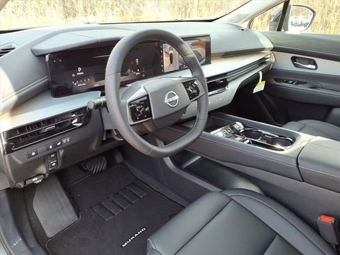New 2025 Nissan Murano SL image 8