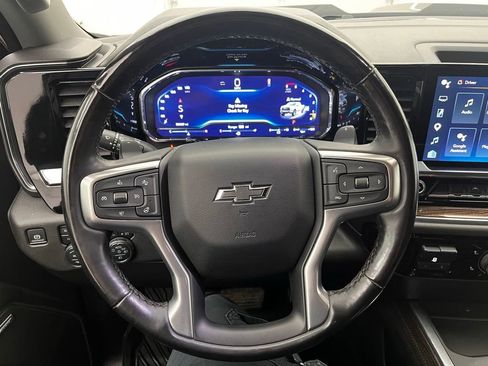 Used 2025 Chevrolet Silverado 1500 LT Trail Boss w/ Convenience Package II AWD/4WD image 22