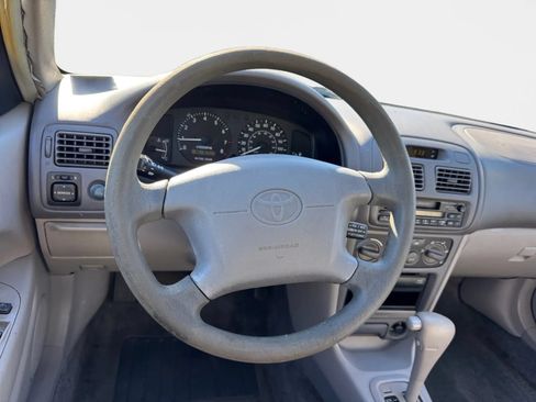 Used 2001 Toyota Corolla S FWD image 14