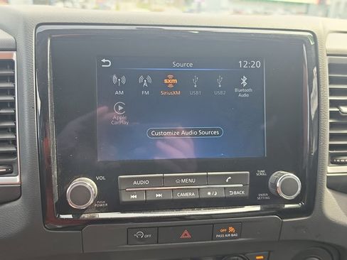 Certified 2024 Nissan Frontier SL w/ Technology Package AWD/4WD image 17