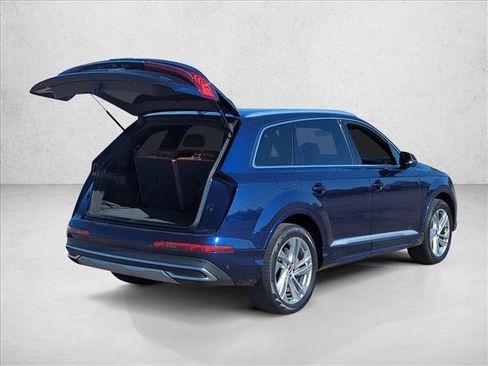 Used 2021 Audi Q7 2.0T Premium Plus w/ Executive Package image 5