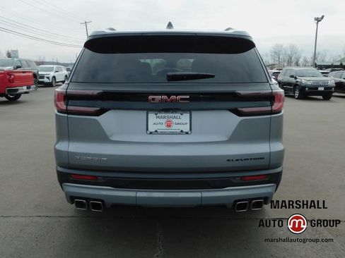 Used 2025 GMC Acadia Elevation image 7