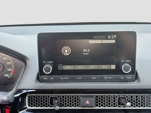 Used 2023 Honda Civic Sport image 14