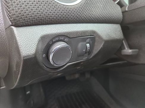 Used 2014 Chevrolet Cruze LT FWD image 14