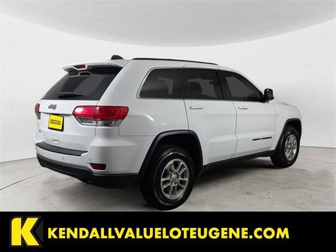 Used 2018 Jeep Grand Cherokee Laredo image 5