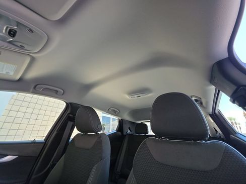 Used 2023 Chevrolet Bolt EUV LT FWD image 19