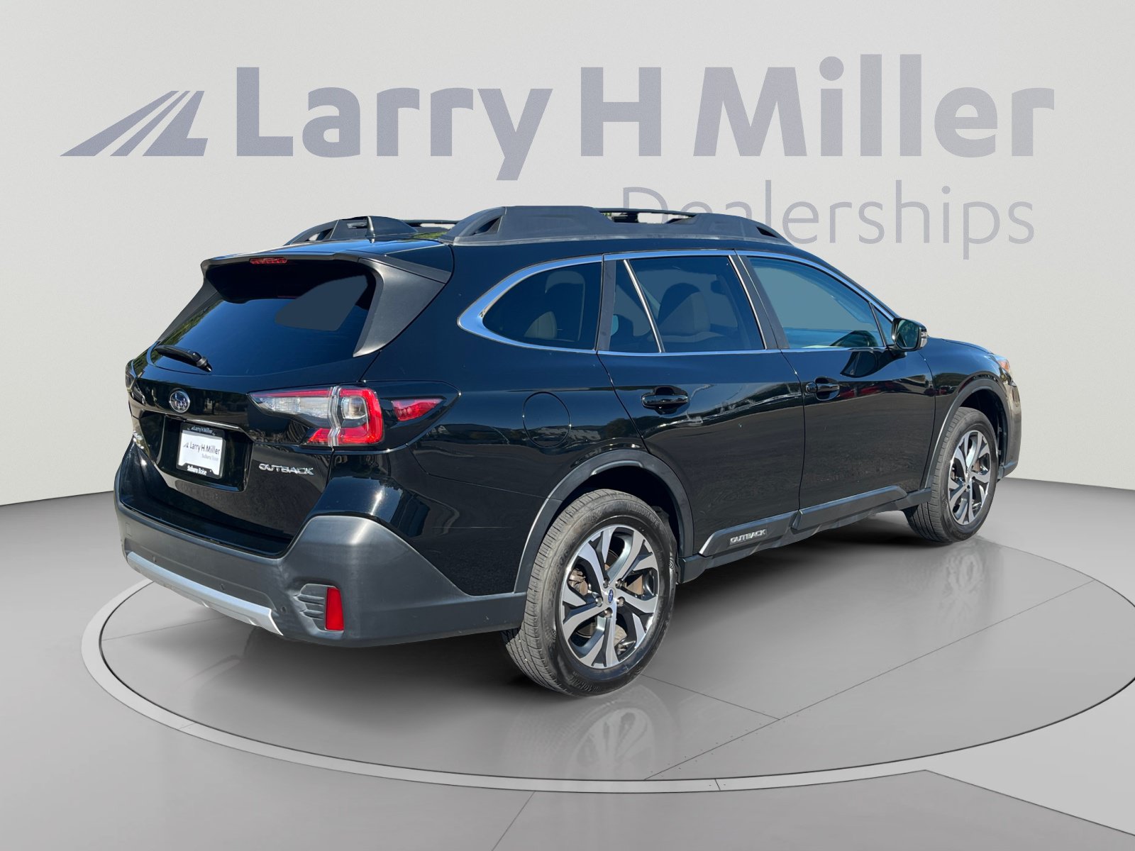 Certified 2022 Subaru Outback Limited AWD/4WD image 5