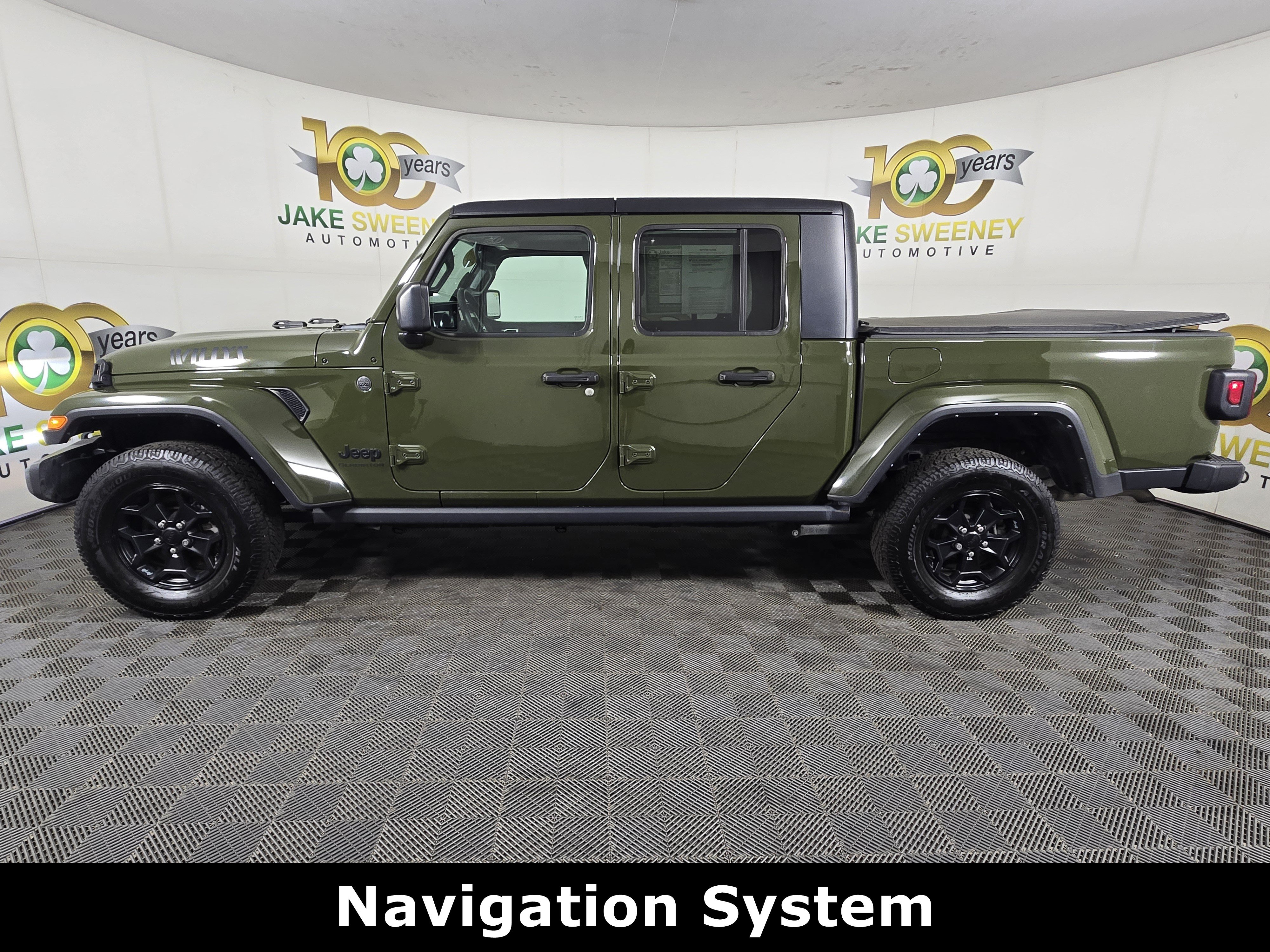Used 2022 Jeep Gladiator Overland AWD/4WD image 6