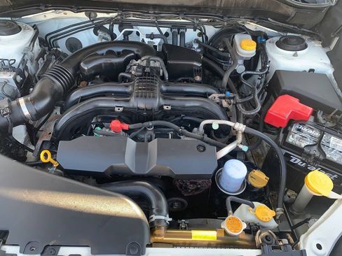 Used 2014 Subaru Forester 2.5i AWD/4WD image 19