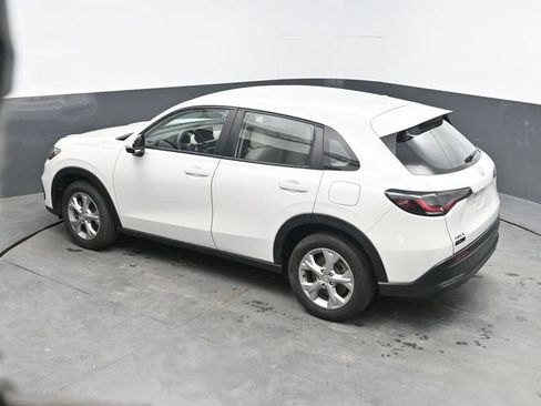 Used 2024 Honda HR-V LX image 32