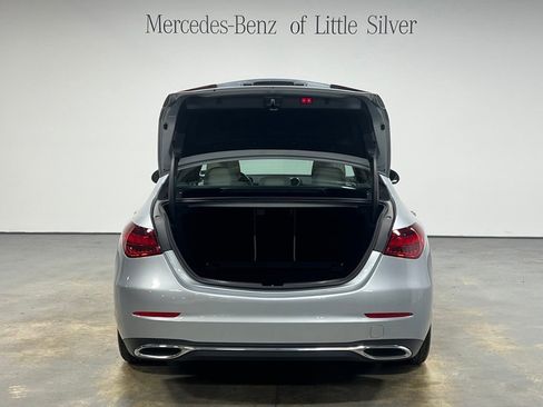 Used 2022 Mercedes-Benz C 300 4MATIC Sedan image 5