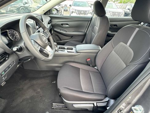 New 2025 Nissan Sentra SV w/ All-Weather Package image 9