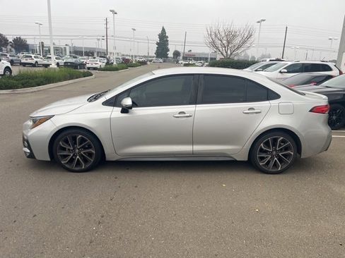 Used 2020 Toyota Corolla SE image 8