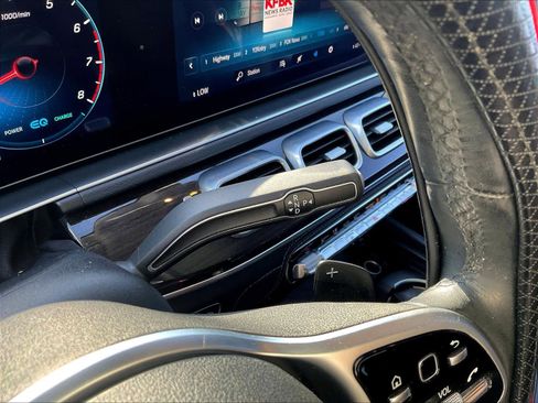 Used 2020 Mercedes-Benz GLS 450 4MATIC image 17