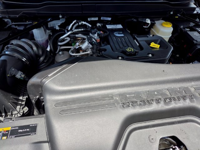 New 2026 RAM 2500 Laramie AWD/4WD image 18
