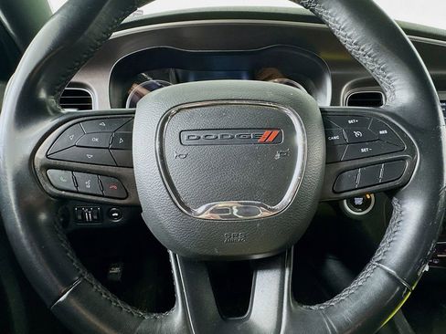 Used 2022 Dodge Charger SXT RWD image 30