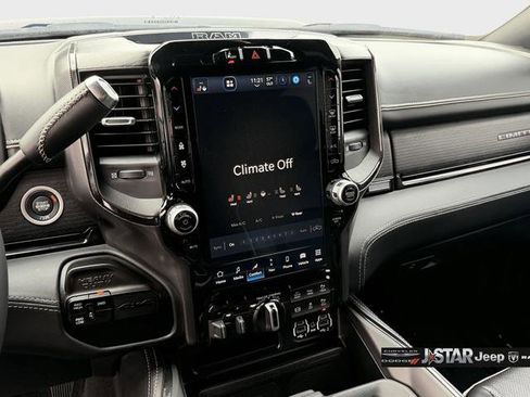 Used 2024 RAM 3500 Limited image 12