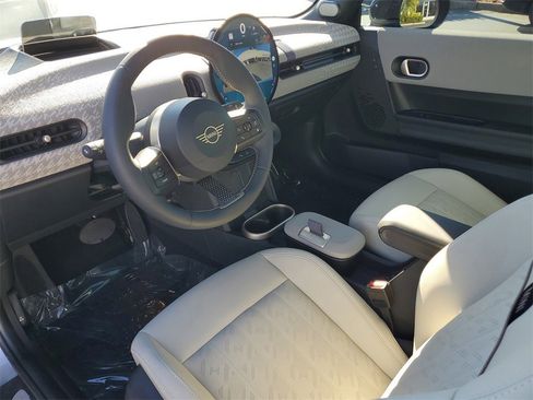 Used 2025 MINI Cooper S image 17