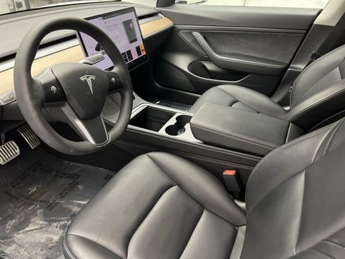 Used 2021 Tesla Model 3 Standard Range Plus RWD image 10