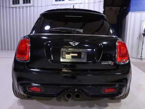 Used 2017 MINI Cooper S w/ Premium Package FWD image 4