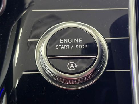 New 2025 Mercedes-Benz S 580 4MATIC Sedan image 27