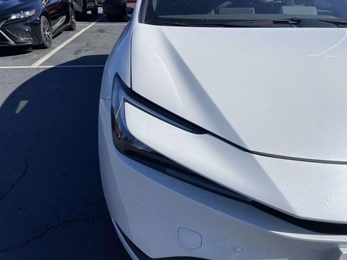 Used 2025 Toyota Prius LE image 17