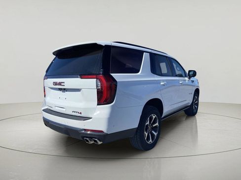 Used 2026 GMC Yukon AT4 w/ AT4 Premium Package AWD/4WD image 3