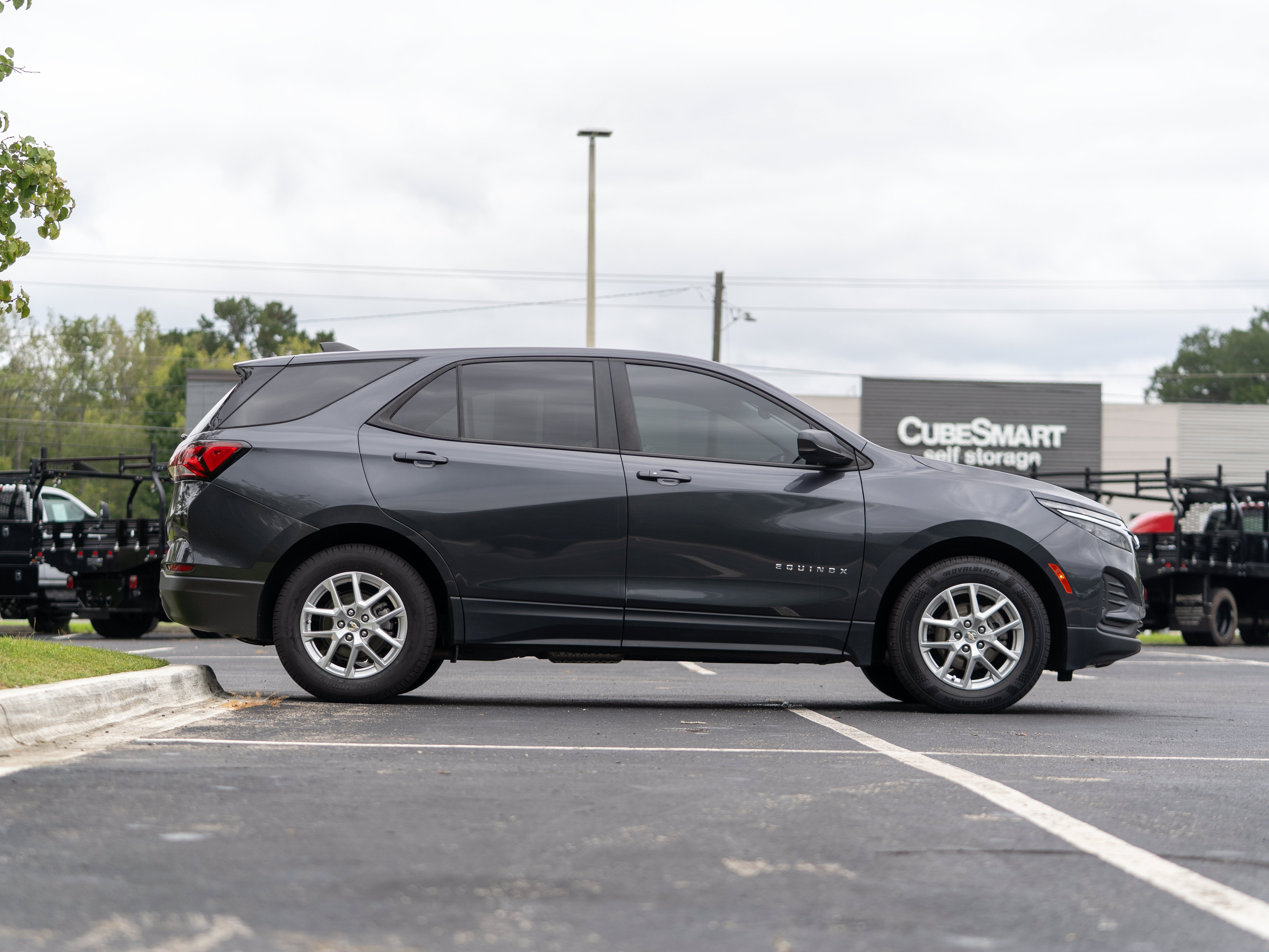 Used 2022 Chevrolet Equinox LS w/ LS Convenience Package FWD image 5